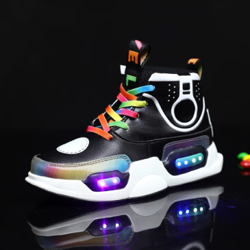 LED Light Up Shoes Boys Girls Kids 2 Colors Flashing Sneakers