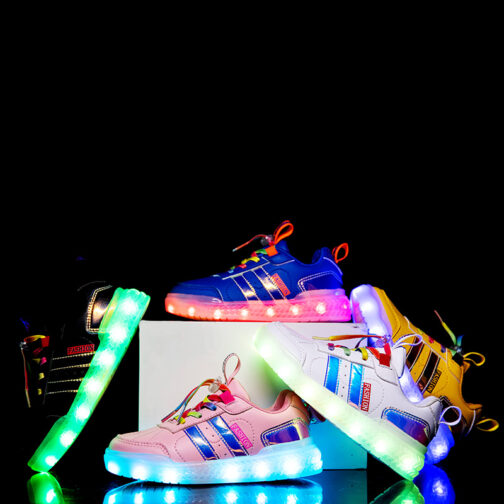 LED Light Up Shoes Kids Boys Girls 4 Colors Flashing Sneakers