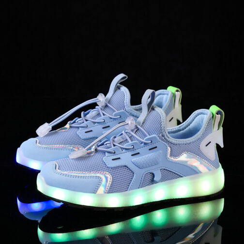 LED Light Up Shoes Kids Boys Girls Flashing x9x Sneakers
