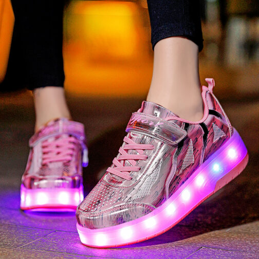 Roller Skates Girls Boys Kids Light Up Shoes Wheeled Skate LED Sneakers